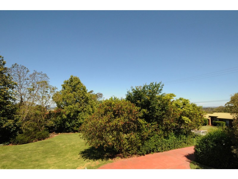 14 Nichols Road, Highfields QLD 4352