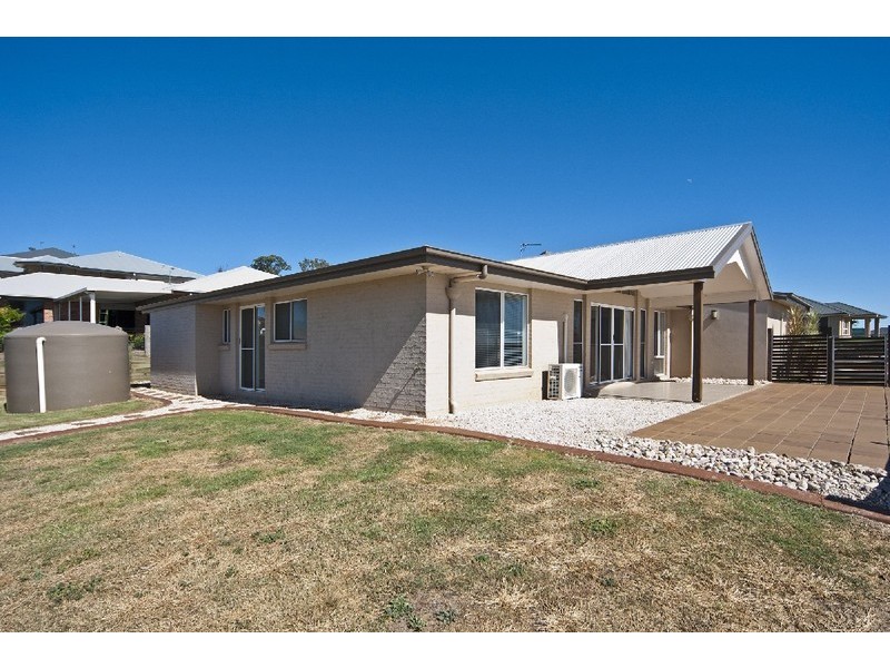 10 Edwin Street, Westbrook QLD 4350