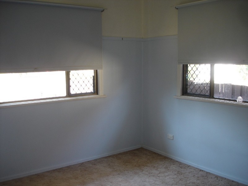 3 Finnie Street, Newtown QLD 4350