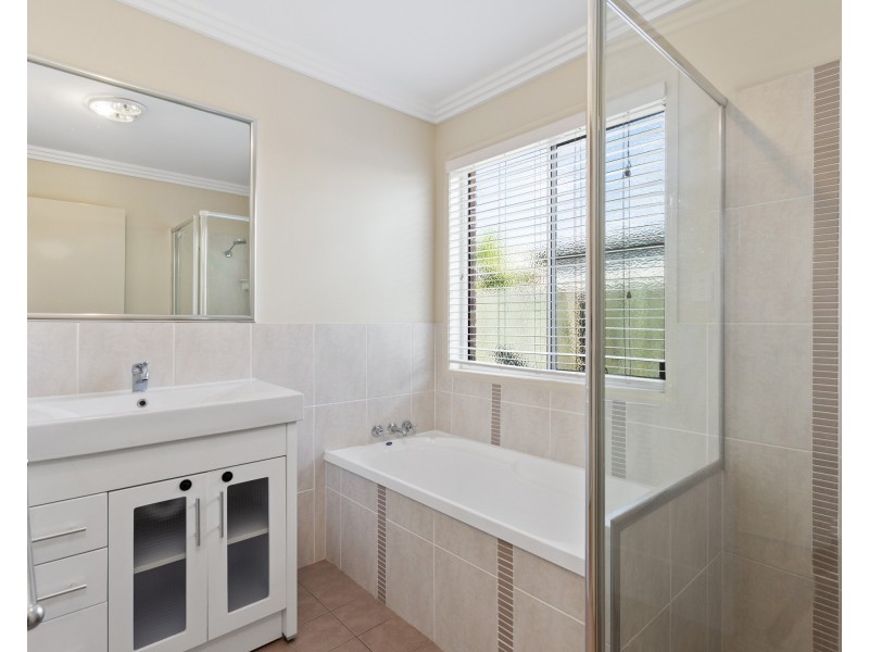 3/10 Lendrum Street, Newtown QLD 4350
