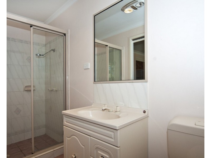2/355 Tor Street, Wilsonton QLD 4350