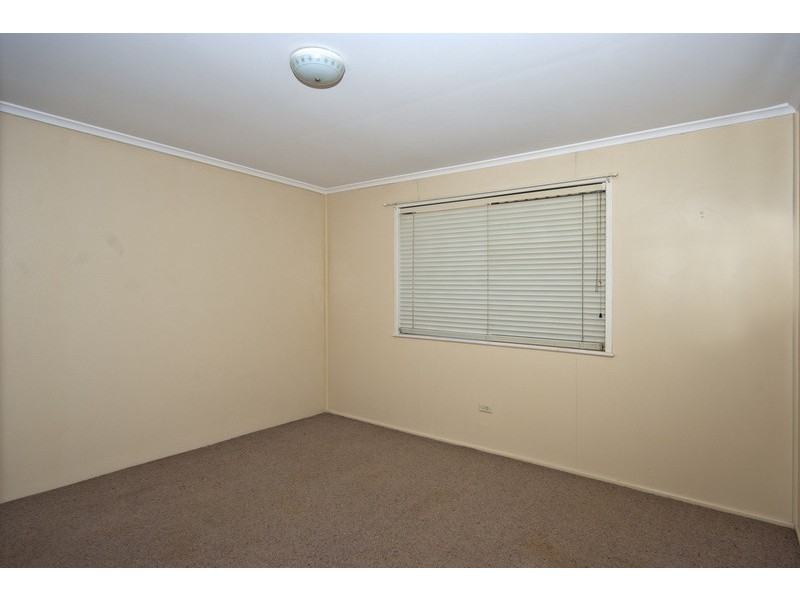 2/283A Hume Street, South Toowoomba QLD 4350