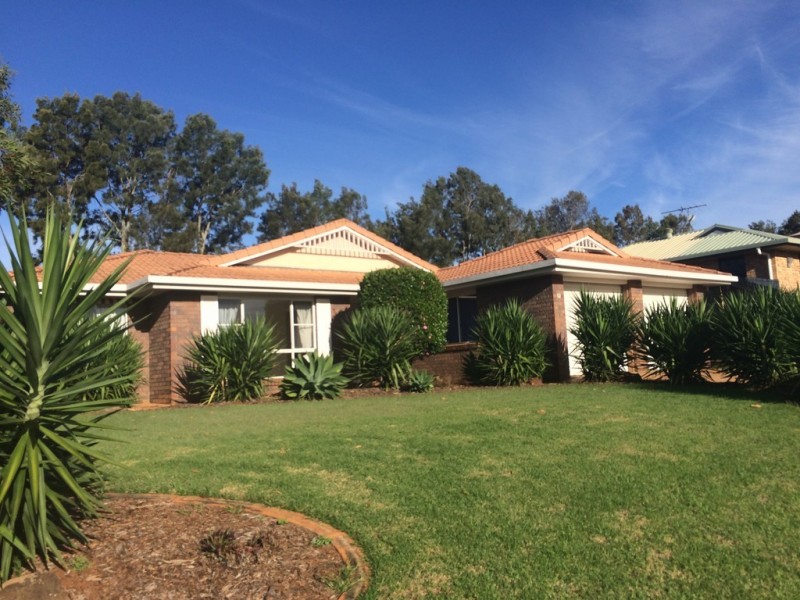 12 Lorraine Crescent, Centenary Heights QLD 4350