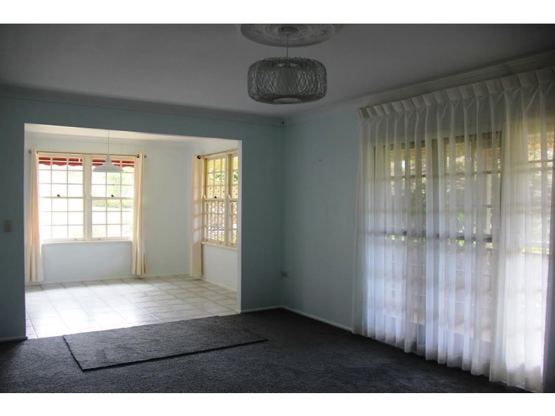 172 Alderley Street, Centenary Heights QLD 4350