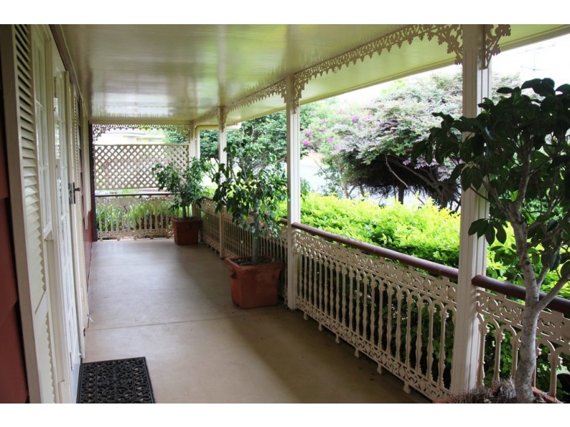 172 Alderley Street, Centenary Heights QLD 4350