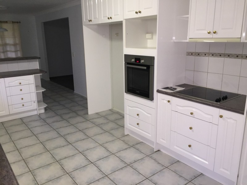 172 Alderley Street, Centenary Heights QLD 4350