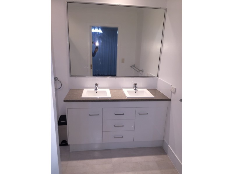 172 Alderley Street, Centenary Heights QLD 4350