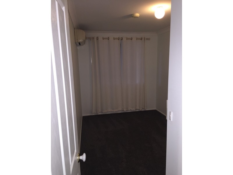 172 Alderley Street, Centenary Heights QLD 4350