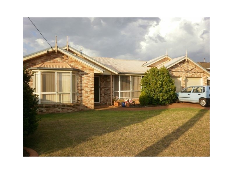 495 Alderley Street, Harristown QLD 4350