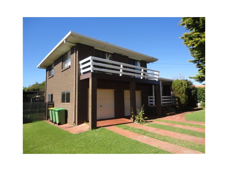 10 Dumba Street, Harristown QLD 4350