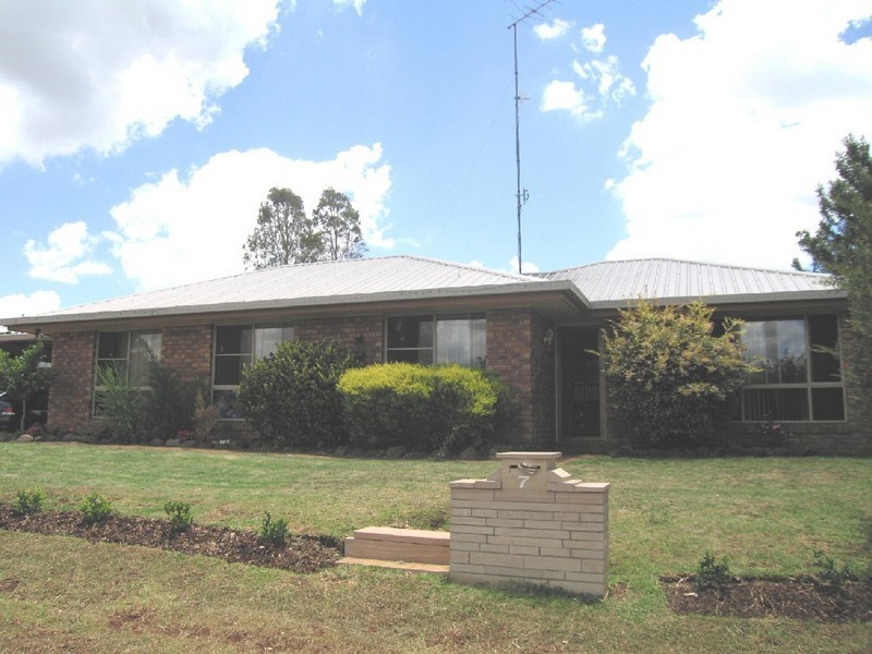 7 Platz Street, Darling Heights QLD 4350