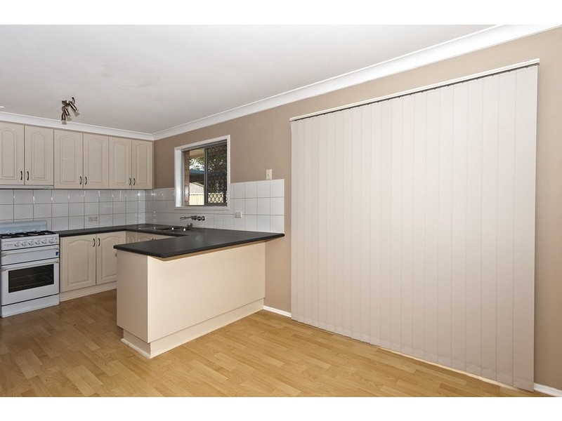 13 Nugent Crescent, Wilsonton QLD 4350