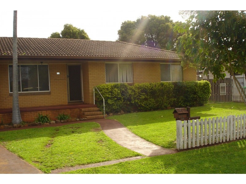 22 Bryan Street, Darling Heights QLD 4350