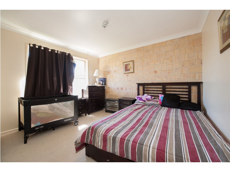 2/242 Spring Street, Kearneys Spring QLD 4350