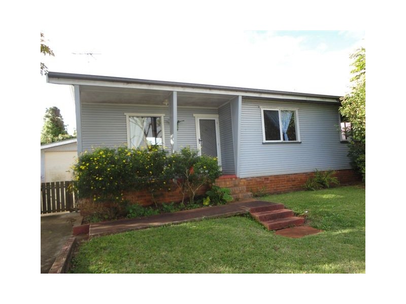 51 South Street, Rangeville QLD 4350