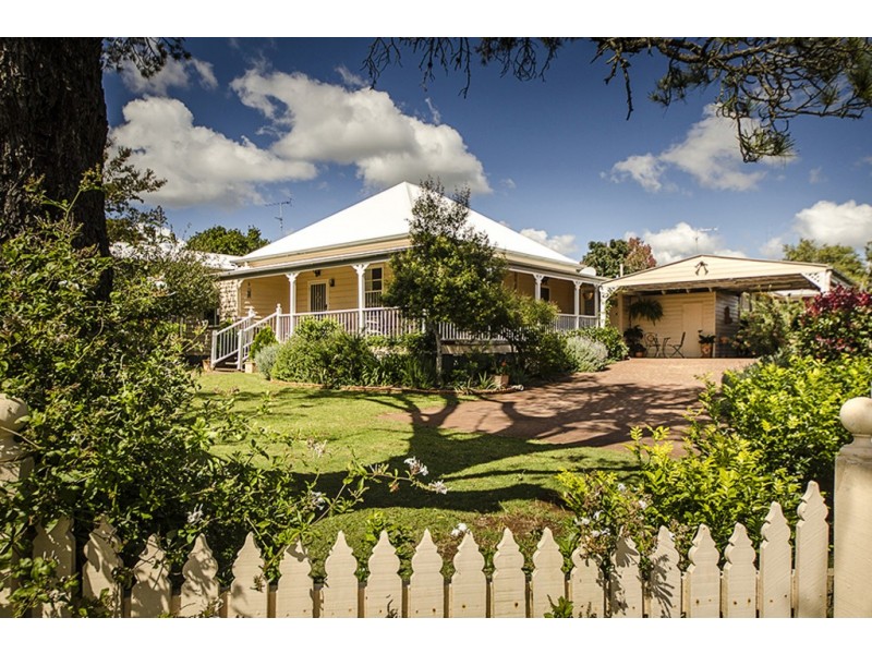 44 Crown Street, Rangeville QLD 4350