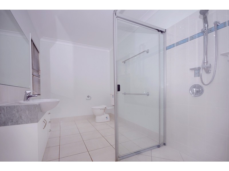 1/6 Rose Street, Wilsonton QLD 4350