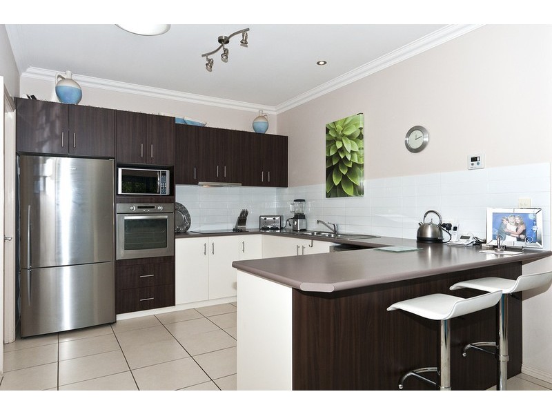 1/302B South Street, Harristown QLD 4350