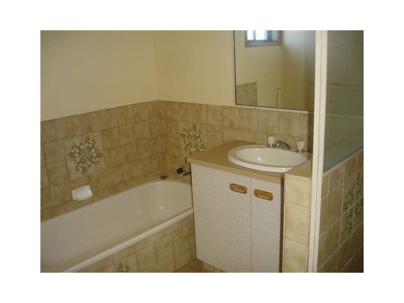 469 Stenner Street, Harristown QLD 4350