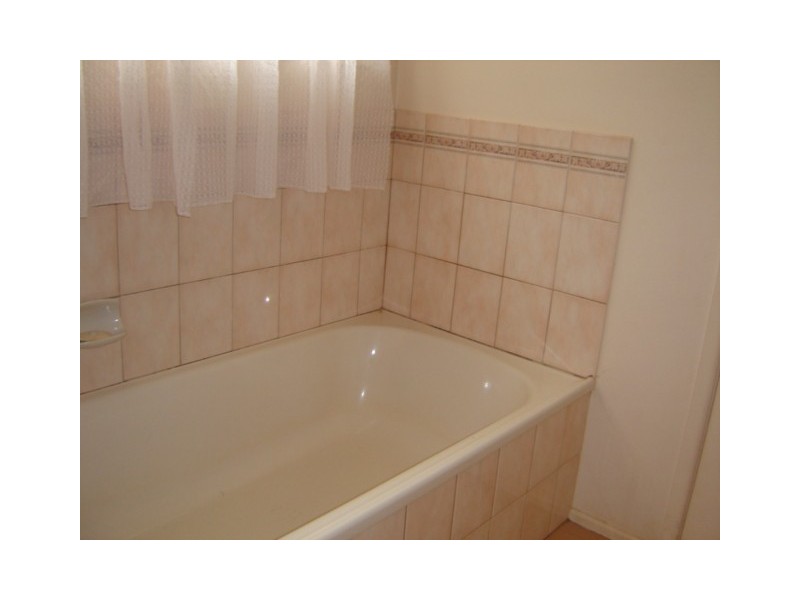 15 Smythe Street, Kearneys Spring QLD 4350