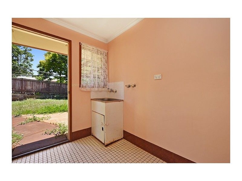 15 Seppelt Street, Wilsonton QLD 4350