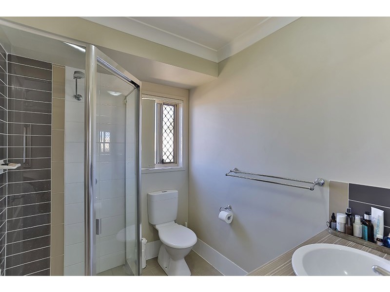10 Dixon Court, Wilsonton Heights QLD 4350
