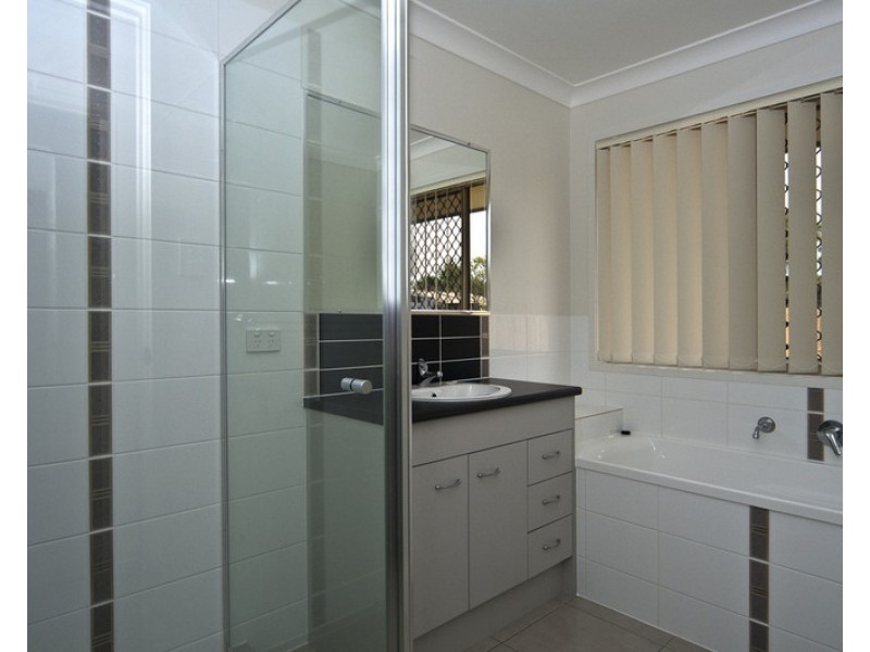 11 Barwick Court, Wilsonton Heights QLD 4350