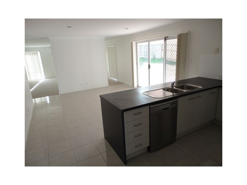 7 Paperbark Drive, Glenvale QLD 4350
