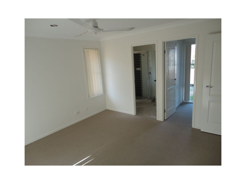 7 Paperbark Drive, Glenvale QLD 4350