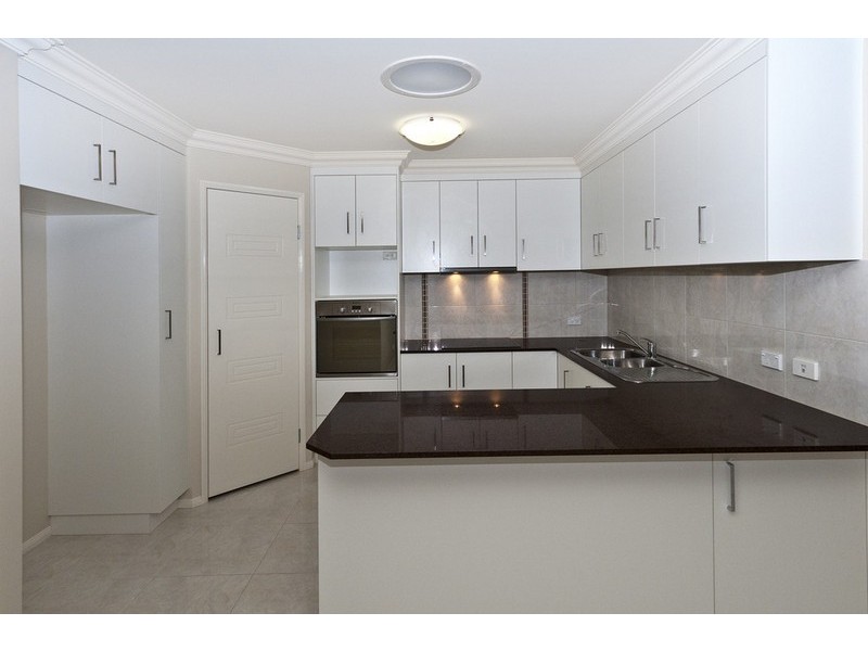 1/16 High Court Drive, Wilsonton Heights QLD 4350