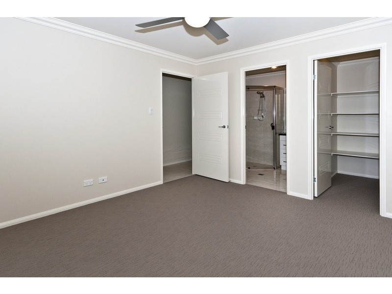 1/16 High Court Drive, Wilsonton Heights QLD 4350