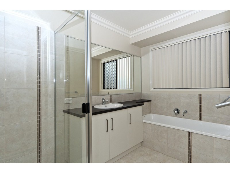 1/16 High Court Drive, Wilsonton Heights QLD 4350