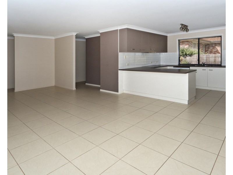 7 Diamantina Drive, Glenvale QLD 4350