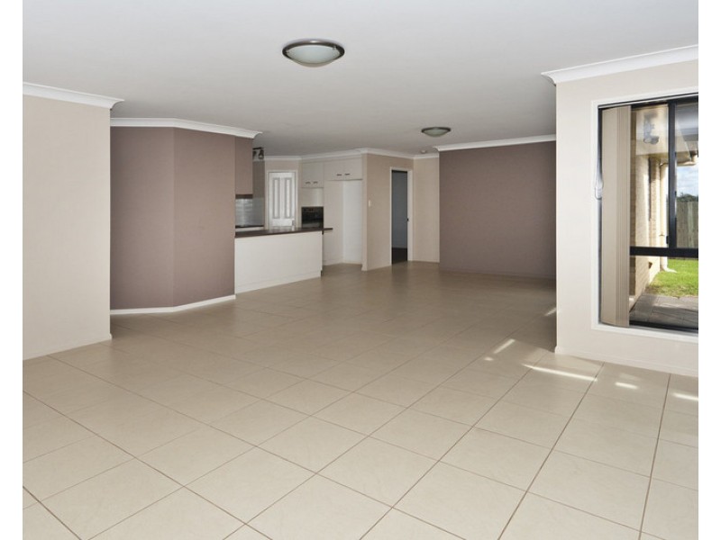 7 Diamantina Drive, Glenvale QLD 4350