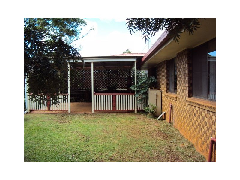 15 Damian Crescent, Kearneys Spring QLD 4350