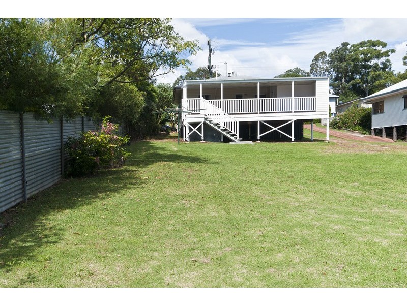 19 Christmas Street, North Toowoomba QLD 4350