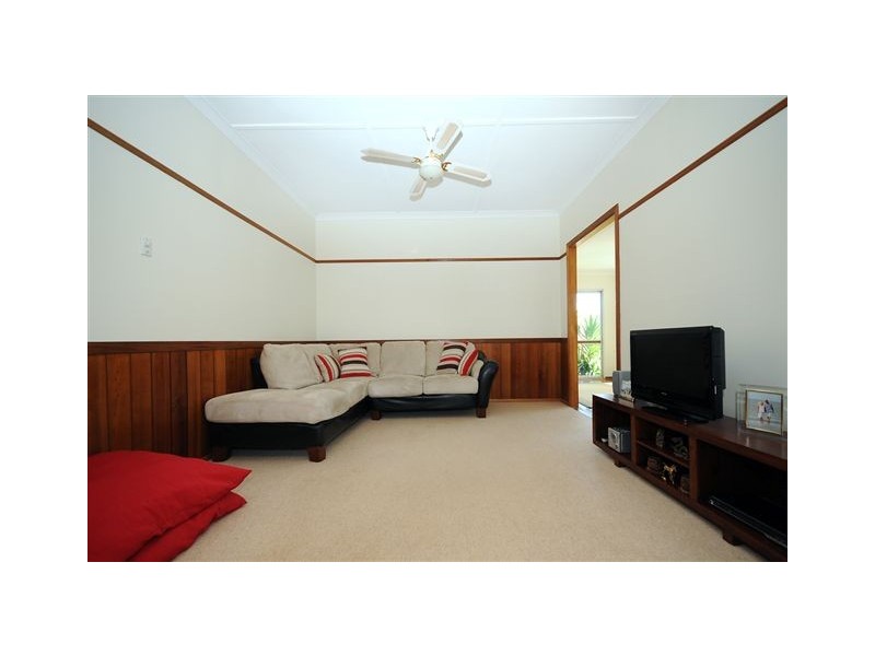 30 Geoffrey Street, Mount Lofty QLD 4350