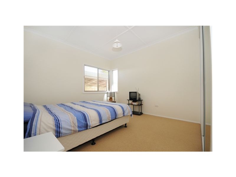 30 Geoffrey Street, Mount Lofty QLD 4350