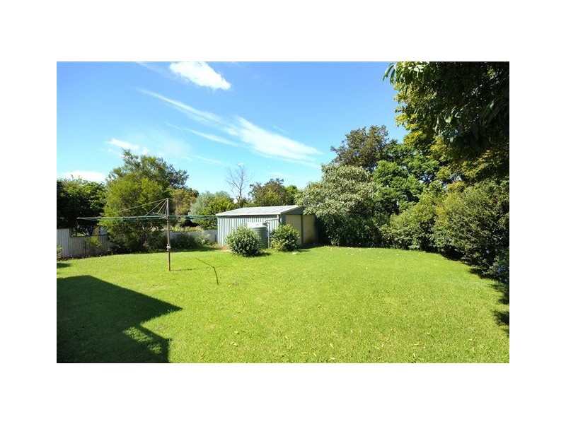 30 Geoffrey Street, Mount Lofty QLD 4350