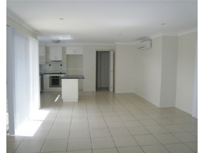 3/10 Devon Street, Newtown QLD 4350