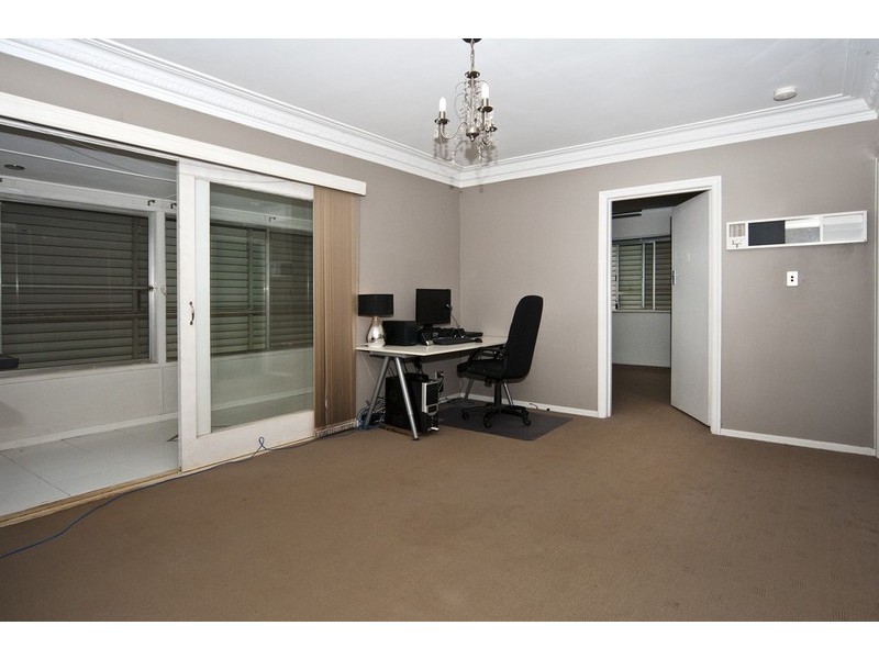 12 Market Street, South Toowoomba QLD 4350