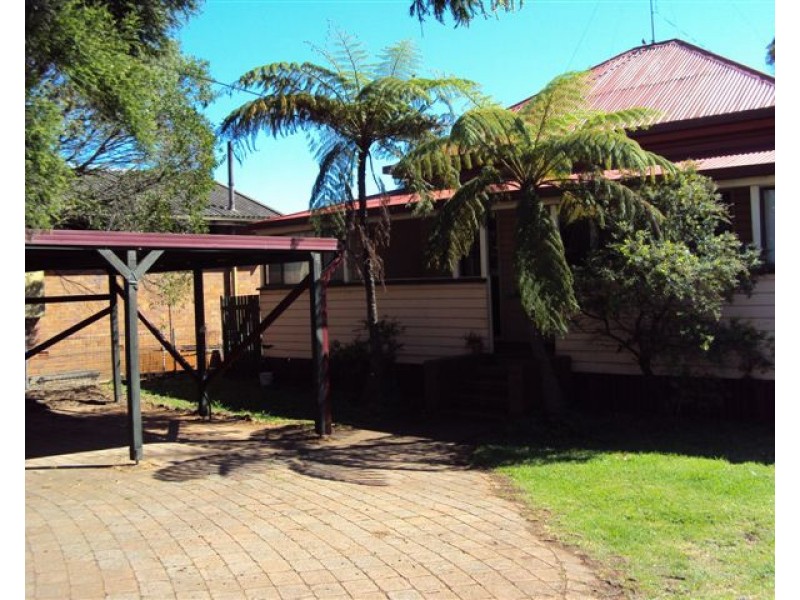 157 Taylor Street, Wilsonton QLD 4350