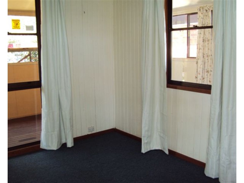 157 Taylor Street, Wilsonton QLD 4350