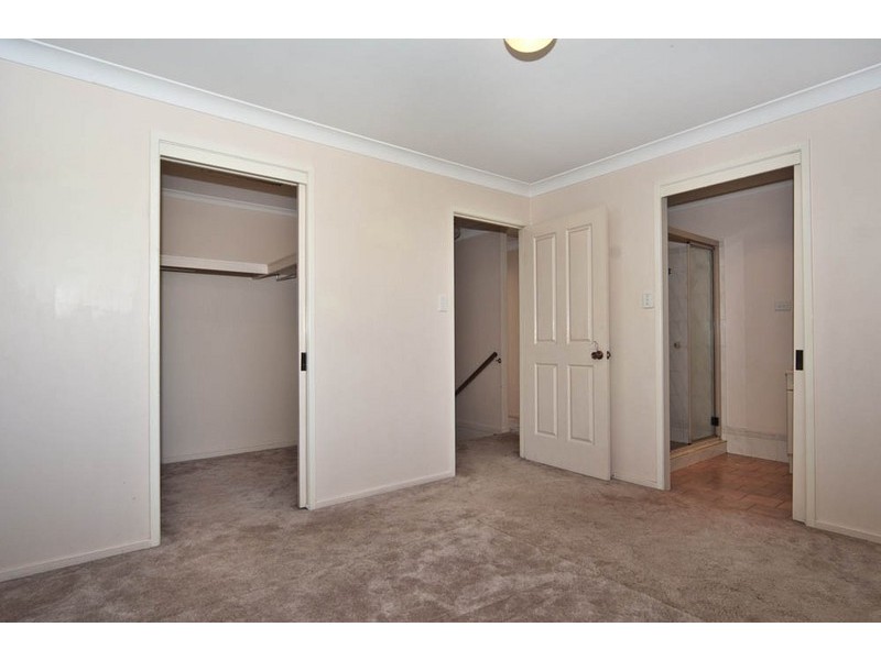 3/355 Tor Street, Wilsonton QLD 4350