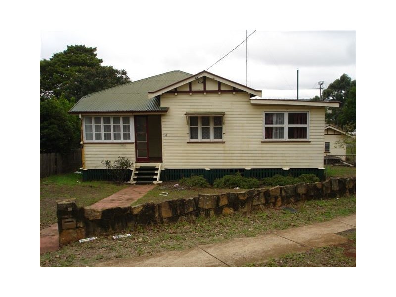 153 Ruthven Street, North Toowoomba QLD 4350