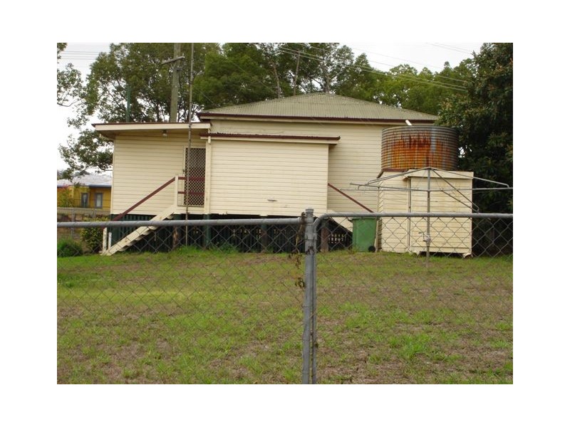 153 Ruthven Street, North Toowoomba QLD 4350