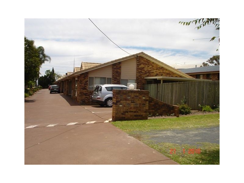 2/21 Gipps Street, Drayton QLD 4350 Ray White Toowoomba Leased