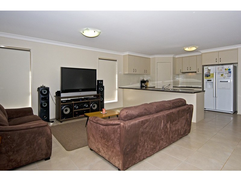 3 Ace Drive, Glenvale QLD 4350