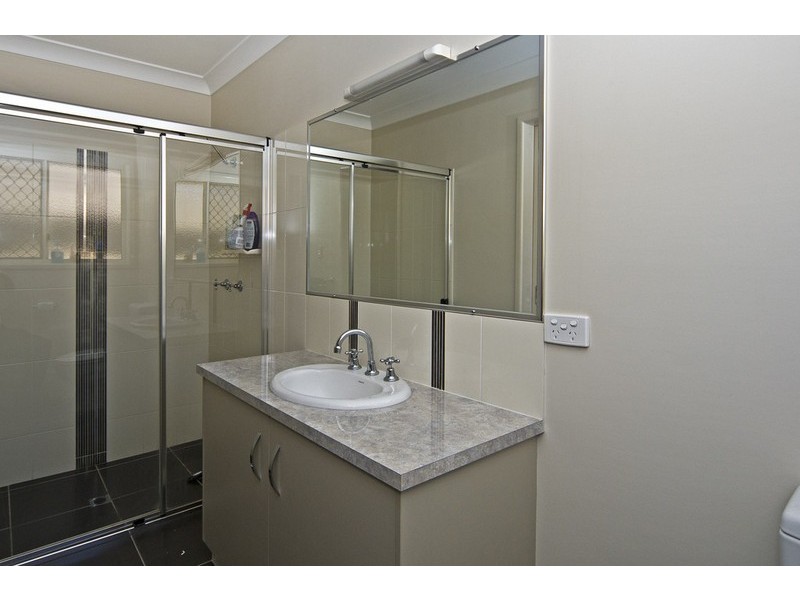 3 Ace Drive, Glenvale QLD 4350