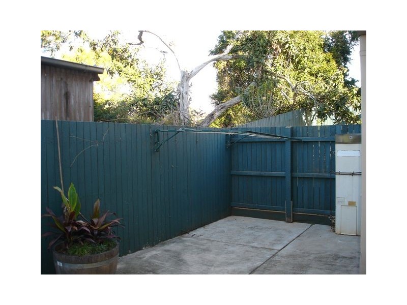 6/248 James Street, Harristown QLD 4350